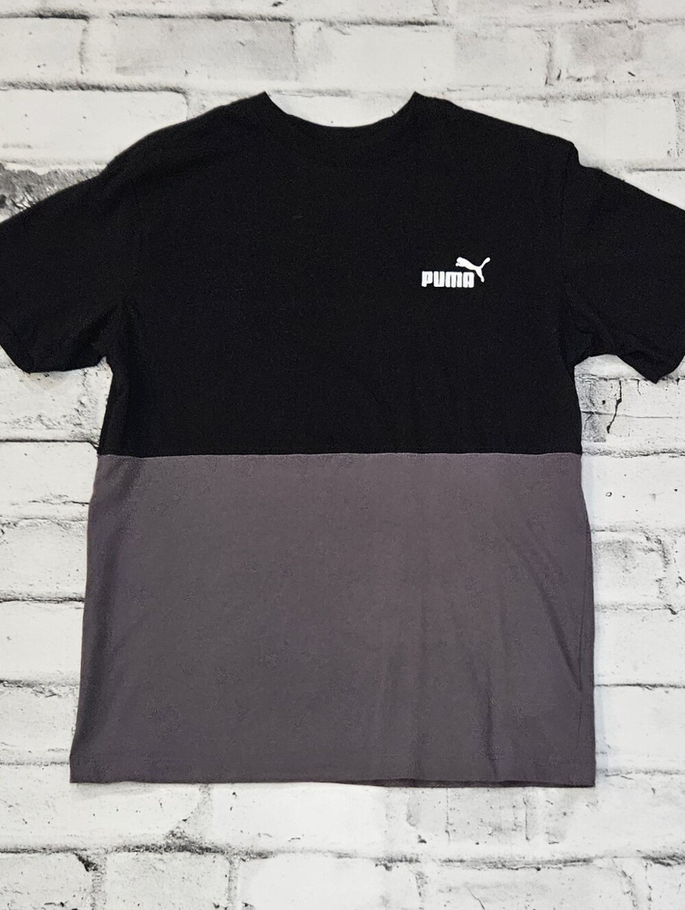 Puma Mens Small Colorblock Logo T Shirt Black Gray Short Sleeve